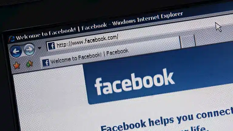 فيسبوك — EG news