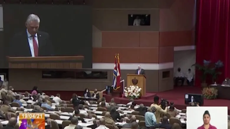 ميغيل دياز كانيل: مقاومة العدوان الخارجي