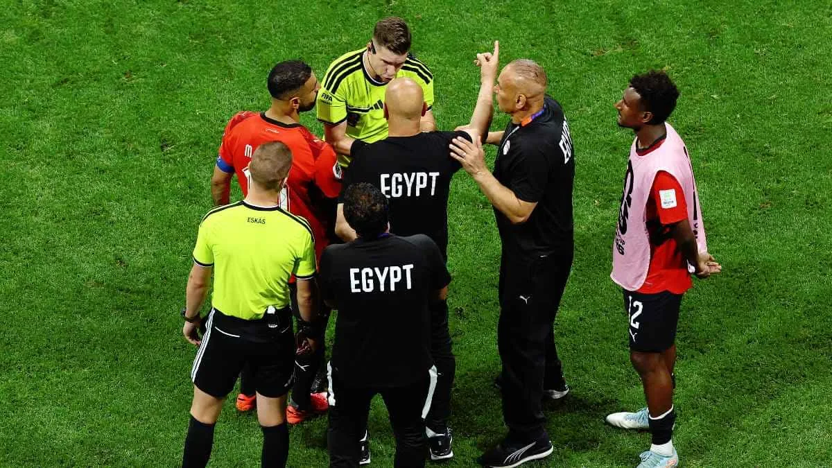 الاتحاد المصري يتابع الإجراءات التأديبية بحق حسام وإبراهيم حسن وزيكو