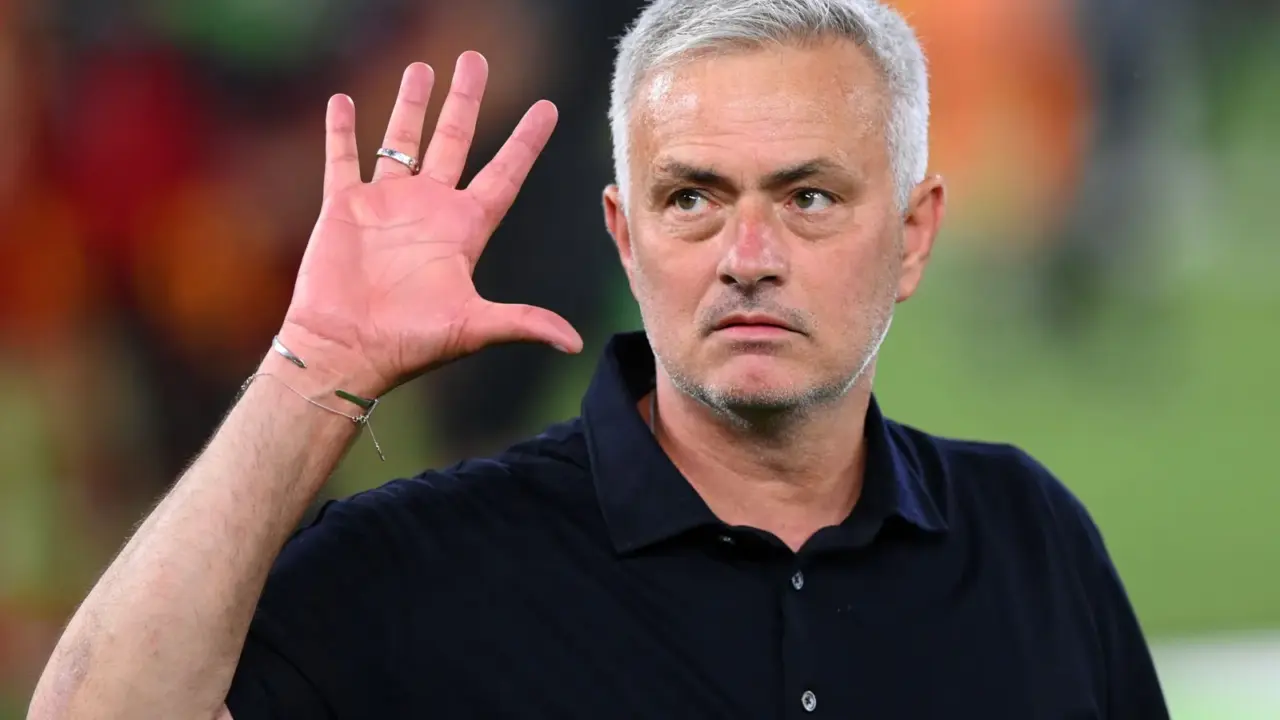 مورينيو يطمئن غرفة ملابس ريال مدريد ويرفض ضم يامال