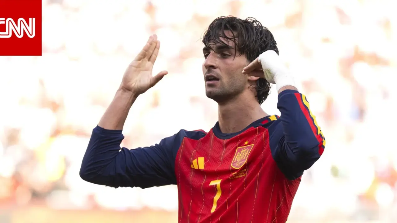 برشلونة يعلن انتقال فيران توريس إلى باريس سان جيرمان