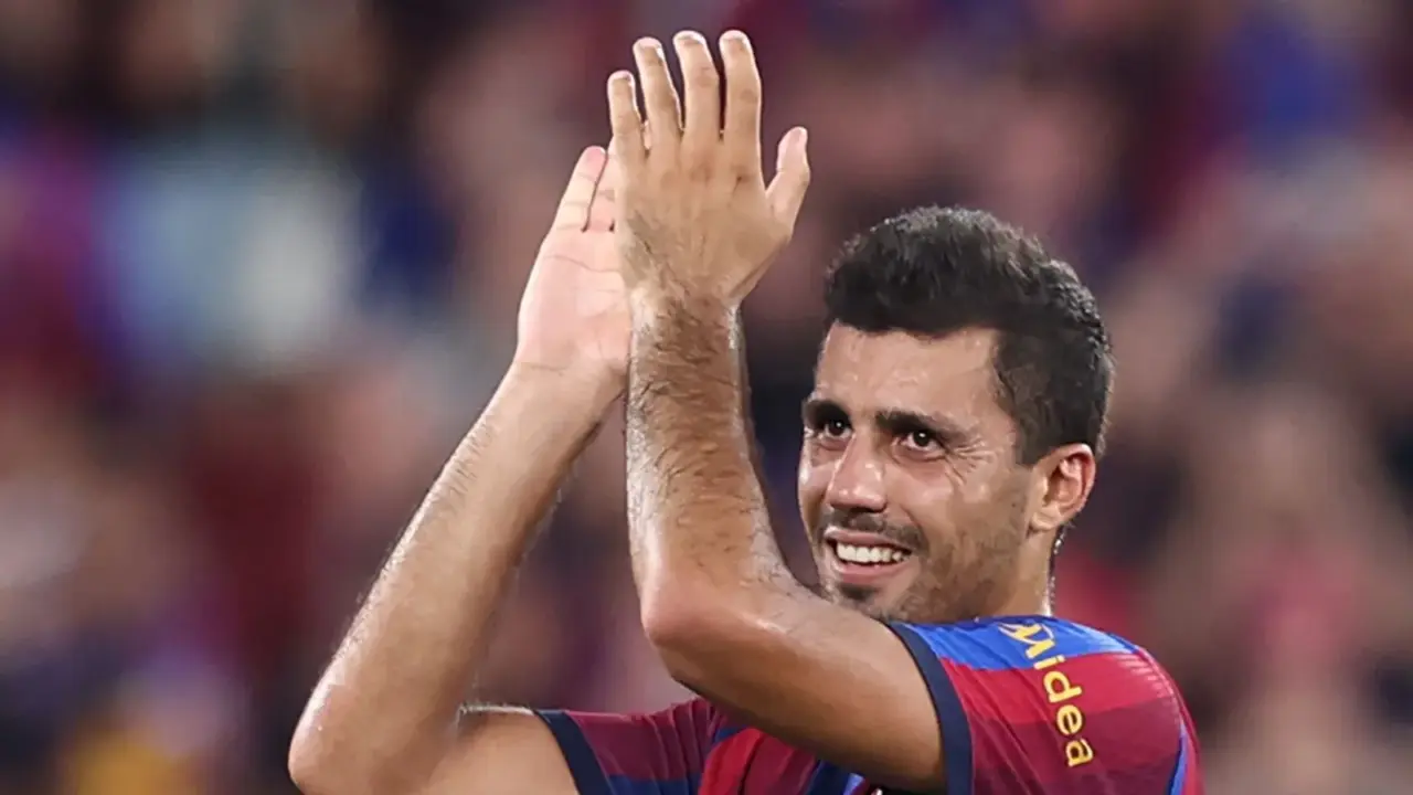 برشلونة يتصدر الليغا بعد فوزه على بلباو وظهور رودري الأول