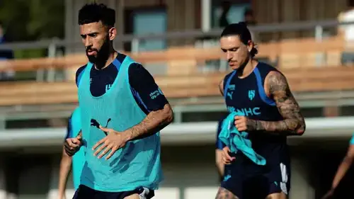 داروين نونيز في تدريبات الهلال